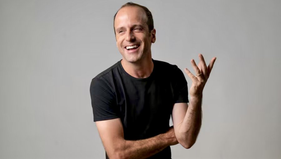 Stefan Kramer vuelve a la televisión con espacio humorístico en el renovado «Vértigo»