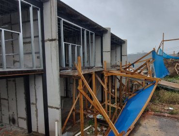 Silencio total de parlamentarios ante el drama de damnificados en El Olivar: sólo Celis y Bassa repararon en la larga espera por sus casas