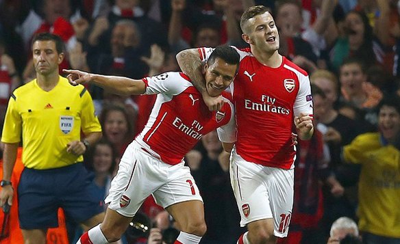 Excompañero de Alexis Sánchez en Arsenal explica su frustrado paso por el Manchester United y asegura que "no debería haberse ido"