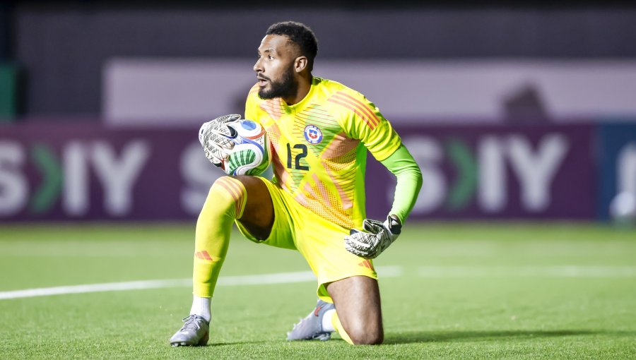 Padre de Vigouroux destaca su nivel en la Roja y agradece a Córdova por darle la oportunidad
