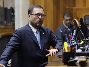 Canciller reafirma soberanía de Chile sobre el Estrecho de Magallanes y evita confirmar nota de protesta contra embajador de EE.UU.