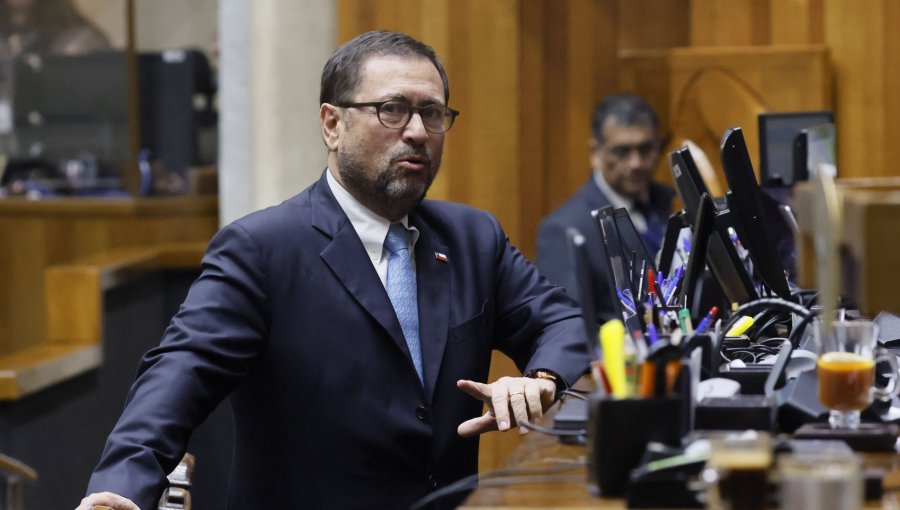 Canciller reafirma soberanía de Chile sobre el Estrecho de Magallanes y evita confirmar nota de protesta contra embajador de EE.UU.