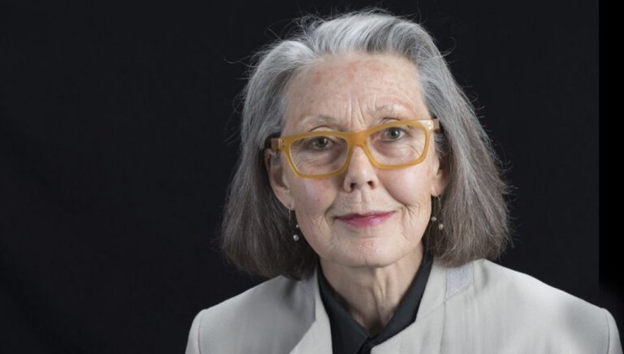 La canadiense Anne Carson gana el Premio Nobel de Literatura 2026