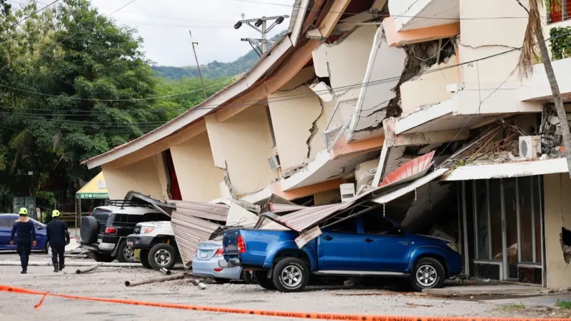 Presidente de Panamá asegura tras terremoto que "el desastre que estamos enfrentando es grande"