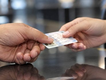 Contraloría detecta entrega irregular de cédulas de identidad a extranjeros en Nancagua