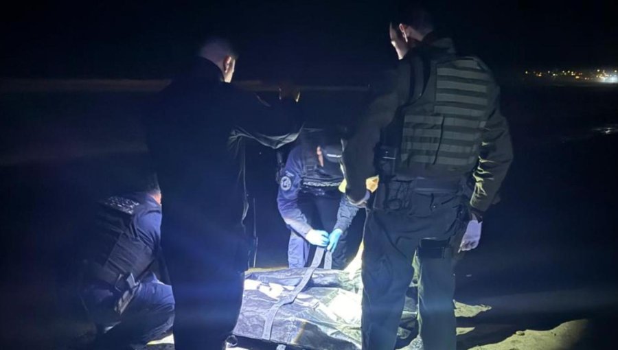 Pescador encuentra cuerpo sin vida de una mujer en sector de Cachagua en la playa Las Cujas