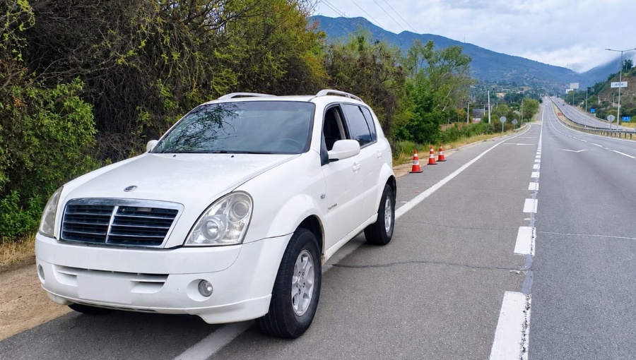 Detienen a conductor que circulaba a 184 km/h en vehículo del diputado Jorge Brito