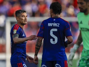 U. de Chile enfrenta a Ñublense buscando acortar distancia con Colo Colo