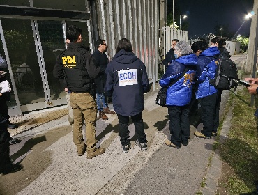 Hombre muere tras ser atacado a balazos desde un vehículo en San Joaquín