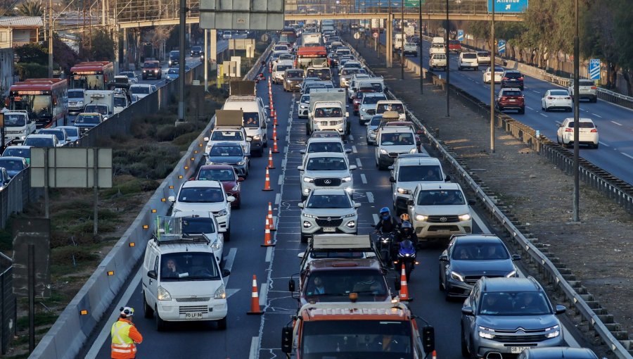 Gobierno logra acuerdo con concesionaria para rebajar TAG en Autopista Central: tarifas se reducirán hasta 25% desde enero de 2027