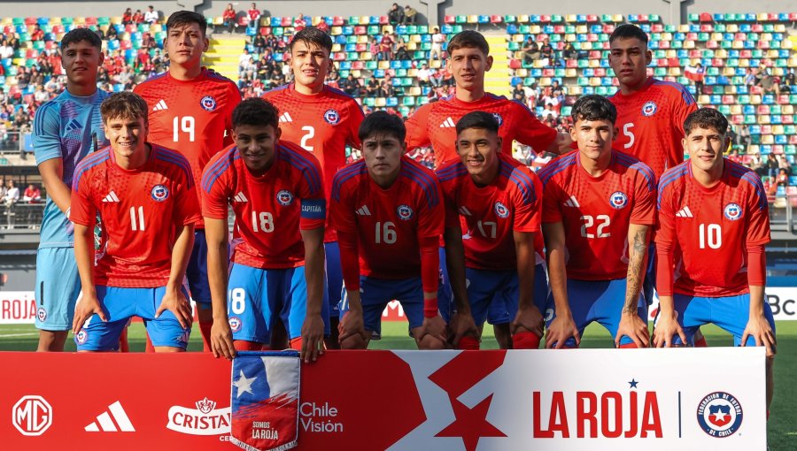 Director deportivo del Alavés de España revela que tienen en carpeta a 10 promesas de la Roja