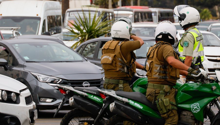 Operativo policial en el centro de Viña del Mar deja 70 detenidos y casi 2 mil especies decomisadas del comercio ambulante