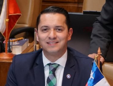 Accidente vehicular deja con "contusiones leves" al diputado Benjamín Lorca en San Felipe