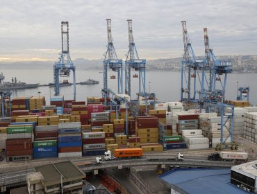 Puertos, minería y energías renovables: la apuesta de la región de Valparaíso para captar inversionistas extranjeros
