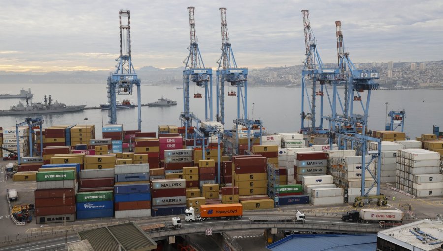Puertos, minería y energías renovables: la apuesta de la región de Valparaíso para captar inversionistas extranjeros