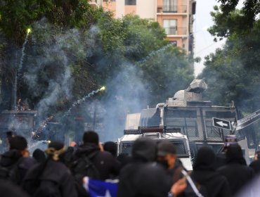 Declaran admisibles querellas del municipio de Santiago por daños causados en marchas del 1 y 12 de octubre