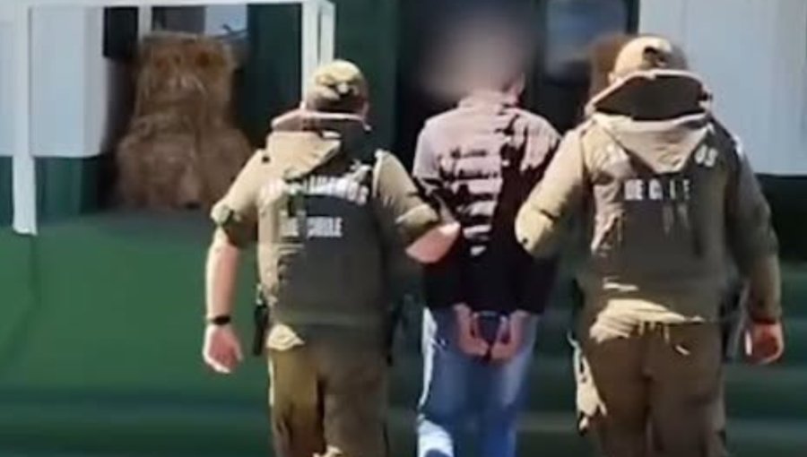 Detienen a ciudadano chino que intentó sobornar a carabineros en Puerto Saavedra: sujeto ofreció $100 mil a los funcionarios