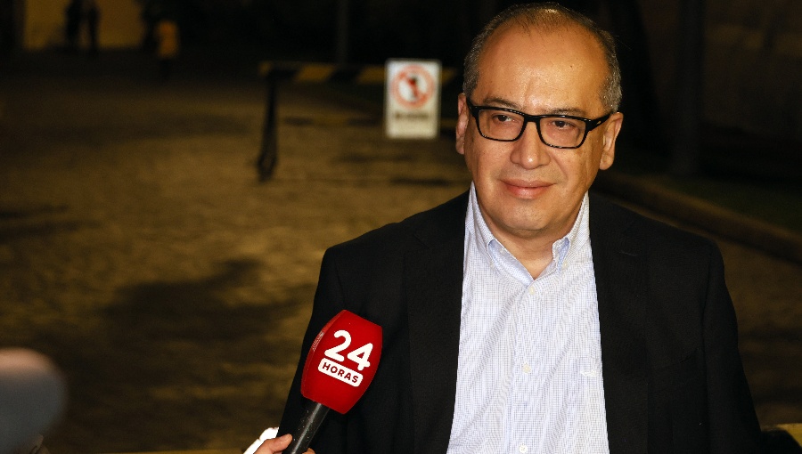 Ulloa califica de “aberrantes” pérdidas en AFP y anuncia comisión investigadora