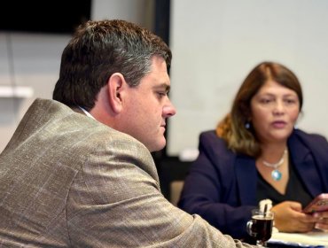 Papudo y Zapallar reprochan criterios del Mineduc por mantener las clases pese a riesgos del sistema frontal