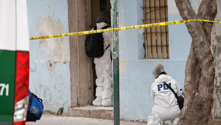 Hallan muerta a adolescente de 16 años dentro de un cité en Independencia: PDI y Fiscalía ECOH indagan las causas