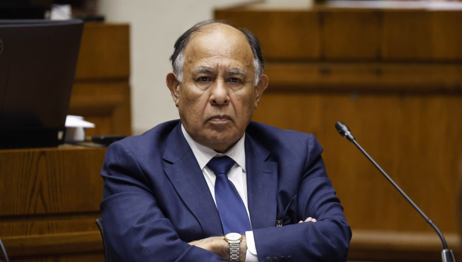 Pleno de la Corte Suprema define quina para reemplazar al destituido ministro Diego Simpértigue