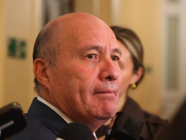 Ministro Quiroz respalda investigación contra las AFP por pérdidas en fondos D y E: "Son las personas las que han sufrido"