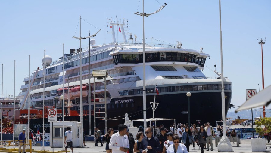 Asaltos a turistas encienden las alarmas en Valparaíso y Viña del Mar: preparan rutas protegidas previo a llegada masiva de cruceros