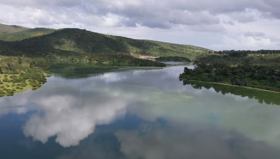 Embalse Los Aromos llega al 100% de su capacidad y asegura agua para el Gran Valparaíso durante todo el año 2027
