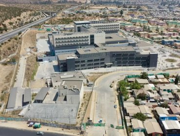 Semáforo inteligente para ambulancias y obras en calle El Abanderado resolverían problemas de acceso al nuevo Hospital Marga Marga