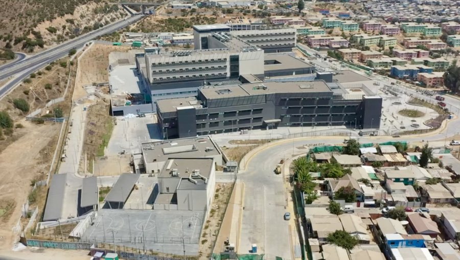 Semáforo inteligente para ambulancias y obras en calle El Abanderado resolverían problemas de acceso al nuevo Hospital Marga Marga