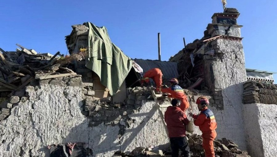 Terremoto en China dejó 16 personas fallecidas, 65 heridas y cerca de 12.500 evacuadas