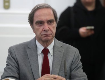 Exministro Larraín dice que rechazó rebaja de pena a violador, pero doctrina de la Corte Suprema "nos forzó a dictar los decretos"