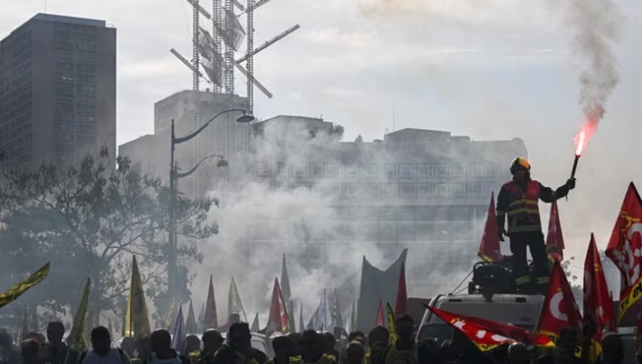 Francia despliega 70.000 policías ante una nueva jornada de protestas
