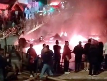 Violento incendio afecta a cuatro viviendas y deja a 10 personas damnificadas en Forestal en Viña del Mar