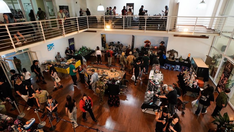 Hobby Planet llena de cultura geek Villa Alemana y continúa este domingo con cosplay, lucha libre y tributo a Queen