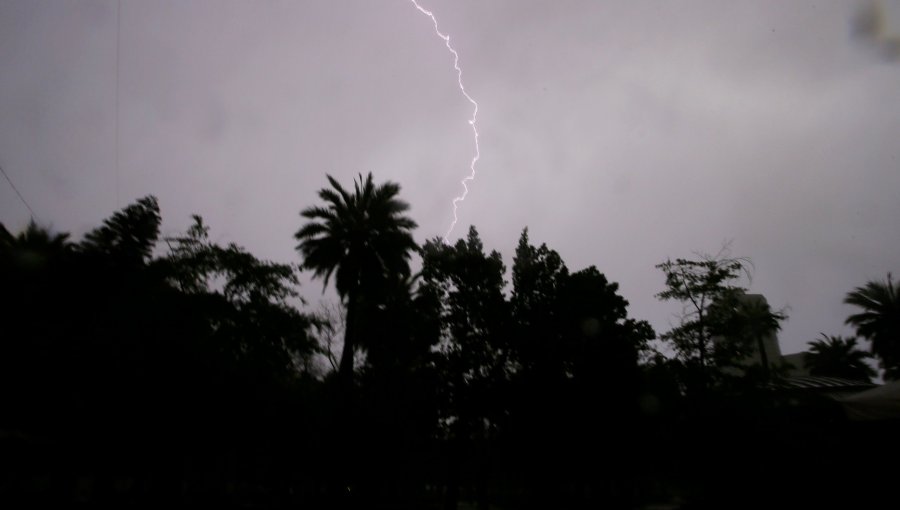 Alerta Temprana Preventiva para la región Metropolitana por probables tormentas eléctricas, granizos y precipitaciones
