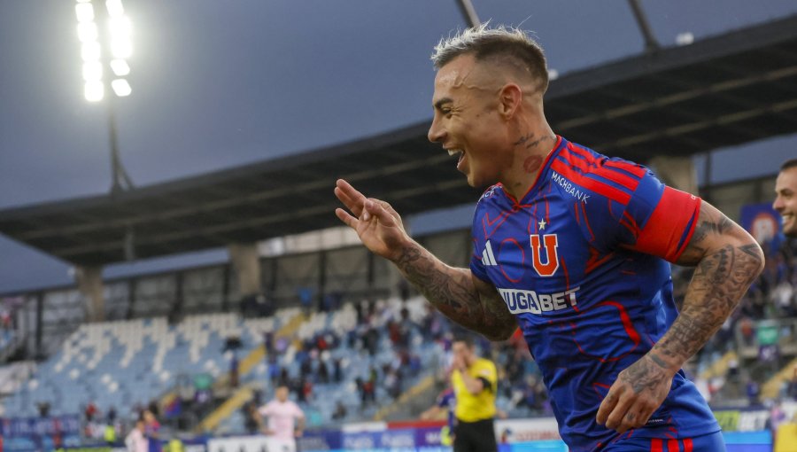 La U golea a Everton con triplete de Eduardo Vargas y queda a siete puntos de Colo-Colo