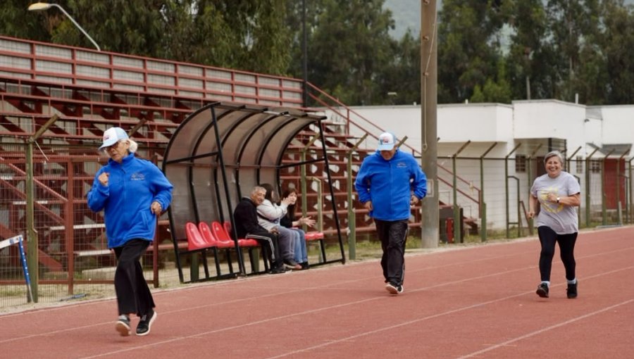 Limache celebró sus primeras Olimpiadas de Personas Mayores con más de 100 participantes