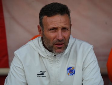 DT de Everton tras goleada sufrida ante la U: "El resultado duele y da bronca"