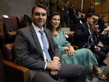 Flávio Bolsonaro sale de Brasil junto a su familia y Trump abre la puerta a recibirlo