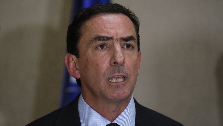 Ministro Rabat dijo sentirse “muy bien, muy concentrado” previo a sesión especial en la Cámara por rebaja de condenas