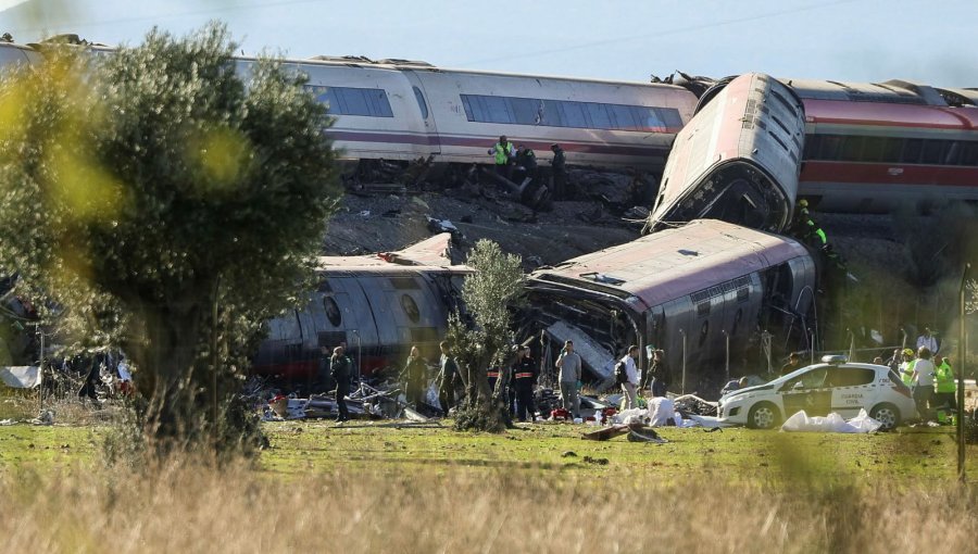 Cifra de fallecidos por tragedia ferroviaria en España se eleva a 64 tras choque de trenes en Toledo