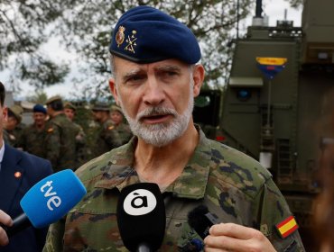 Rey Felipe VI expresa el pésame de la Casa Real tras trágico choque de trenes en Toledo que deja 46 muertos