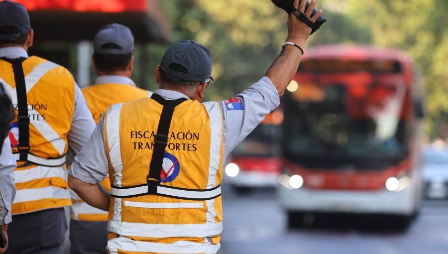 Megaoperativo contra evasores del transporte público termina con más de 1.300 citados a juzgados en la región Metropolitana