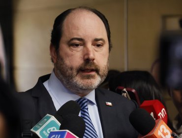 Ministro Tomás Rau califica como "no buenas" las cifras de desempleo y promete acelerar plan de reactivación laboral