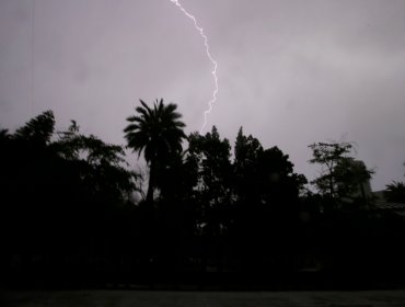 Declaran Alerta Amarilla para la región Metropolitana ante probables tormentas eléctricas con granizos
