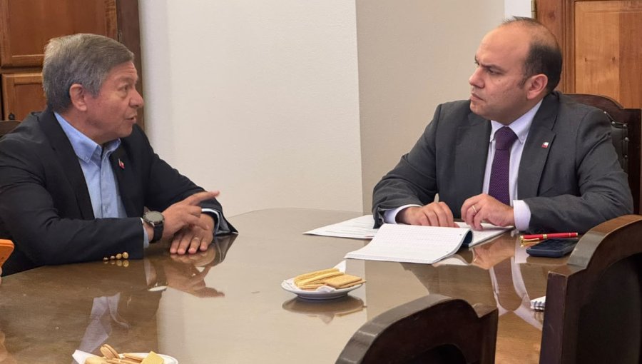 Alcalde Estay advierte en La Moneda que abrir el Hospital Marga Marga sin obras viales podría provocar un "caos" en Villa Alemana