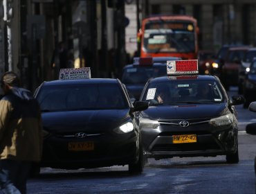 Gobierno Regional entrega recursos para renovar 137 taxis colectivos de las provincias de Valparaíso y Marga Marga