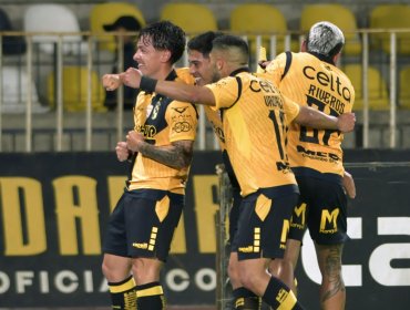 Coquimbo se acerca a zona de copas internacionales al derrotar a U. La Calera que se hunde en el fondo de la tabla