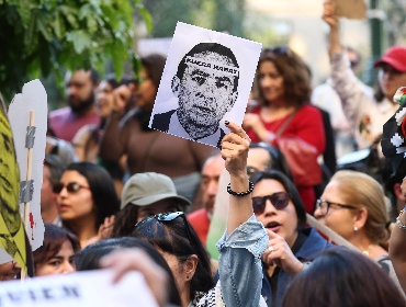 Oposición exige renuncia del ministro Rabat o presentará acusación constitucional